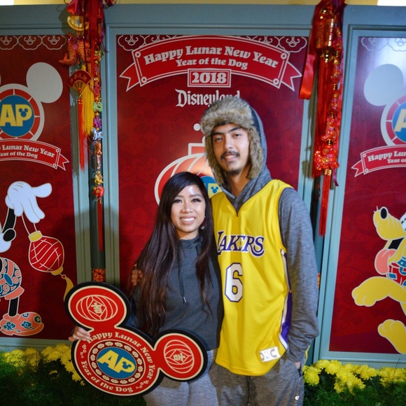 Meet your Posher, Steph - Picture 3 of 3